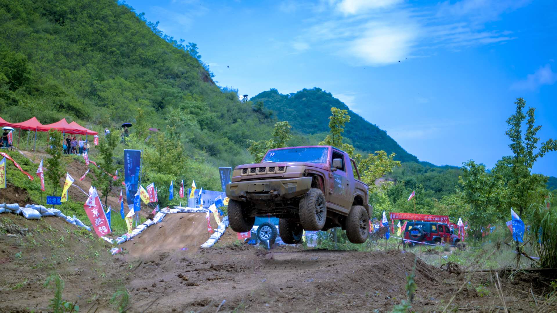 赛道中的障碍太多。