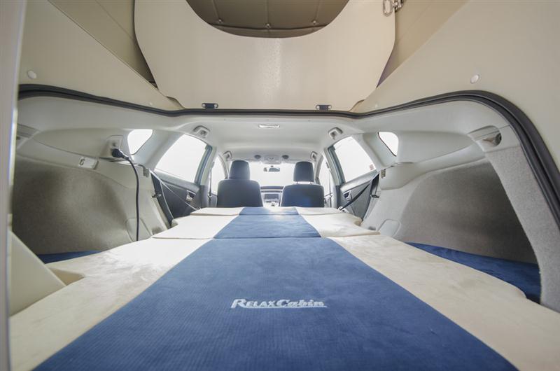 toyota_prius_relax_cabin_camper_conversion_34-Medium.jpg