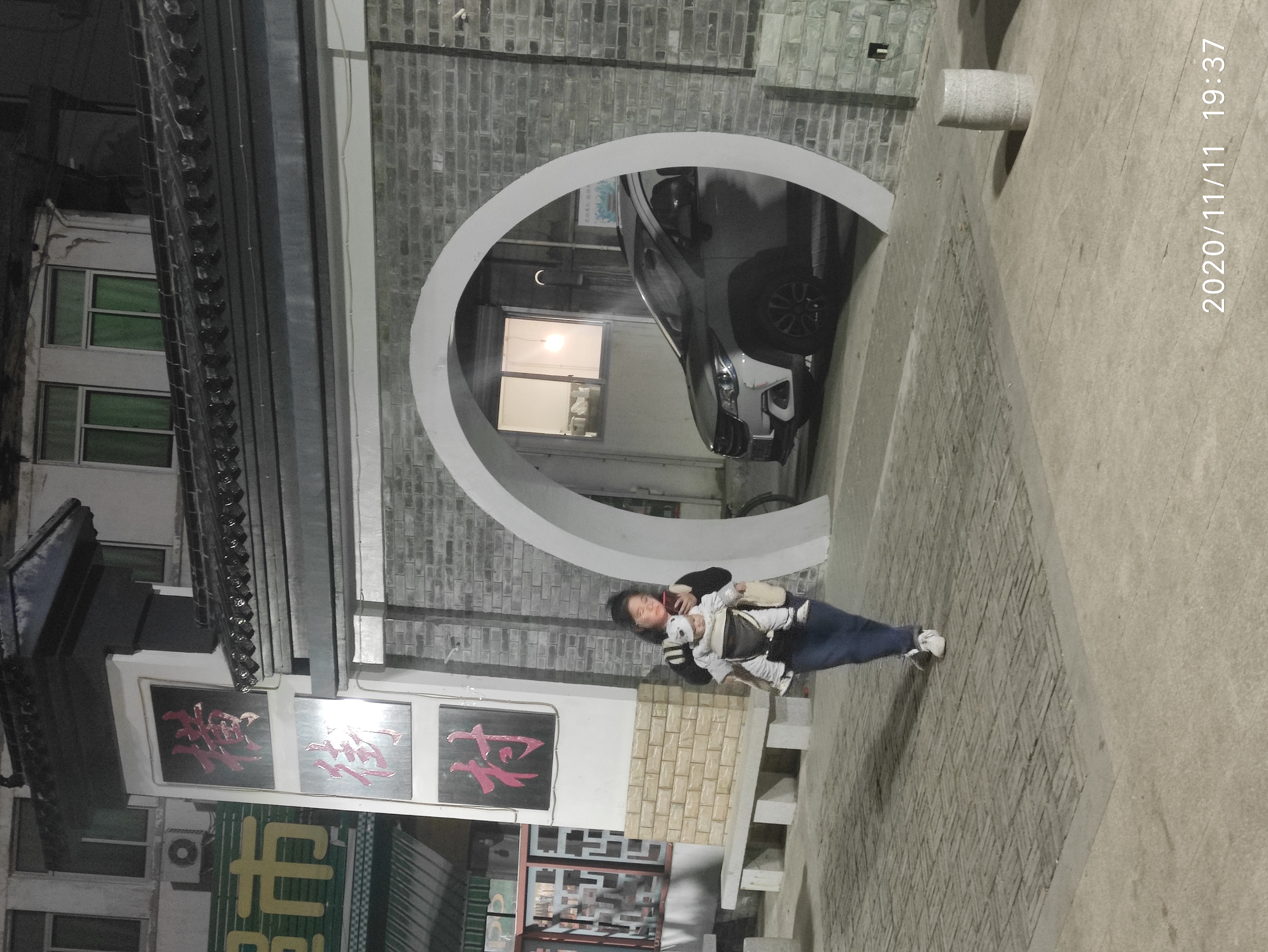 到处都一样，两个最爱