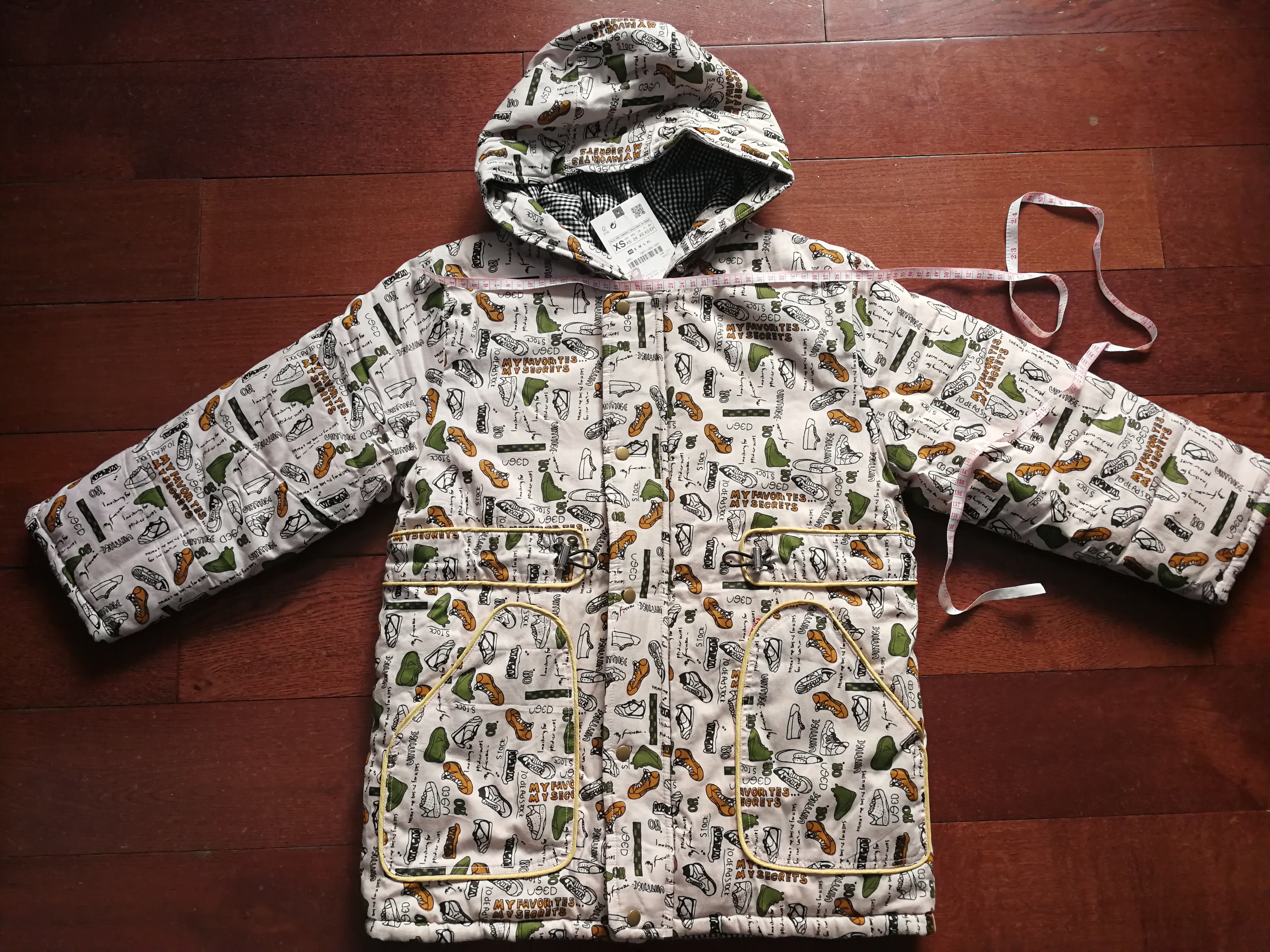 海量赠送5-8岁童装。基本都是秋冬装，今年冬天冷，一定给孩子穿暖和点。亲戚给的清库衣服，个别衣服可能有 ...