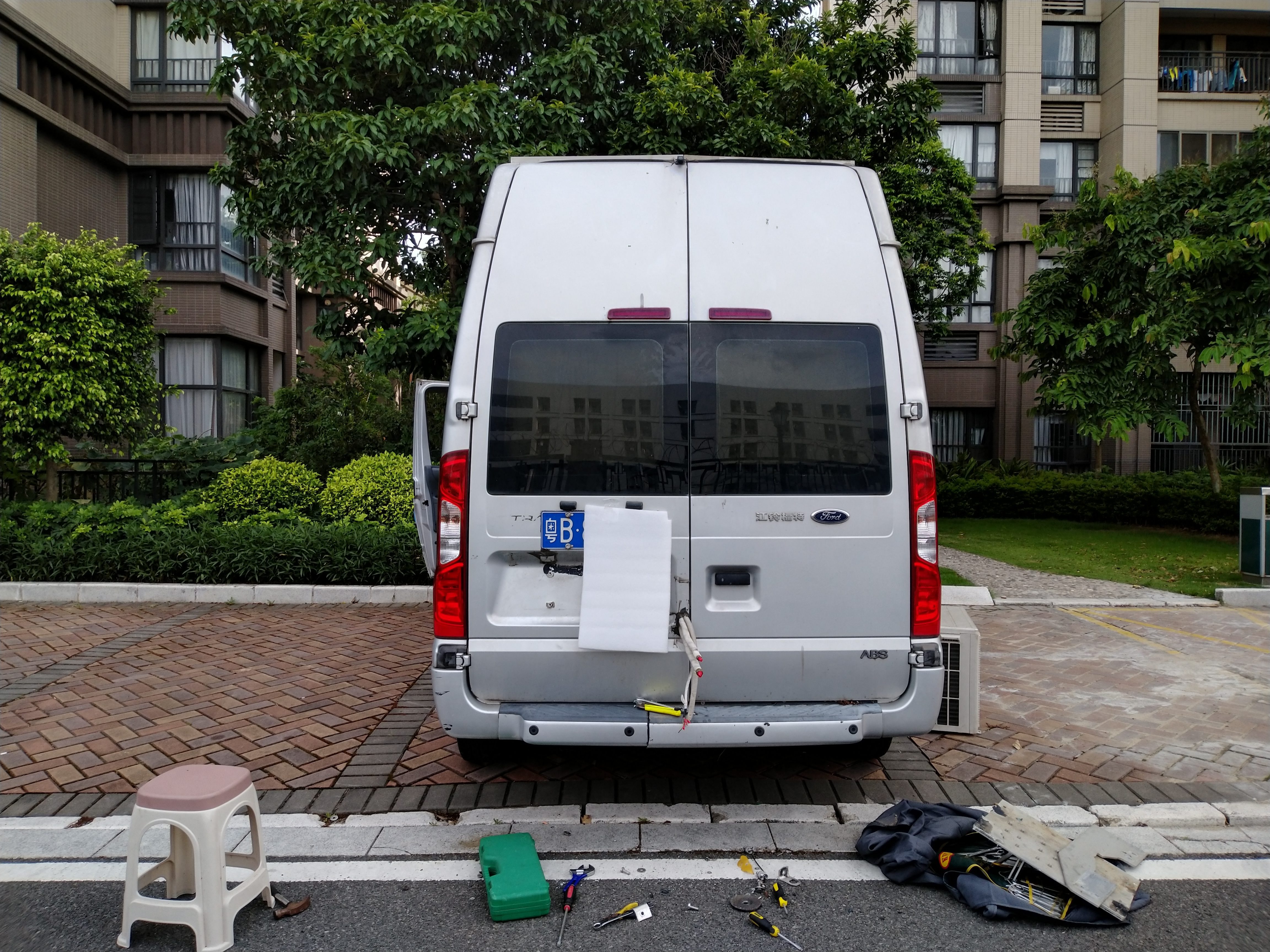 房车.jpg